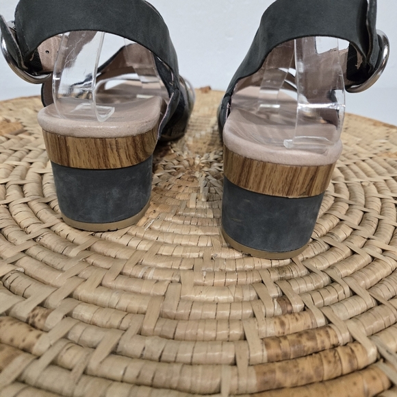 Dansko Metallic Black Silver Bronze Strappy Sandals 11-11.5 - Picture 5 of 8